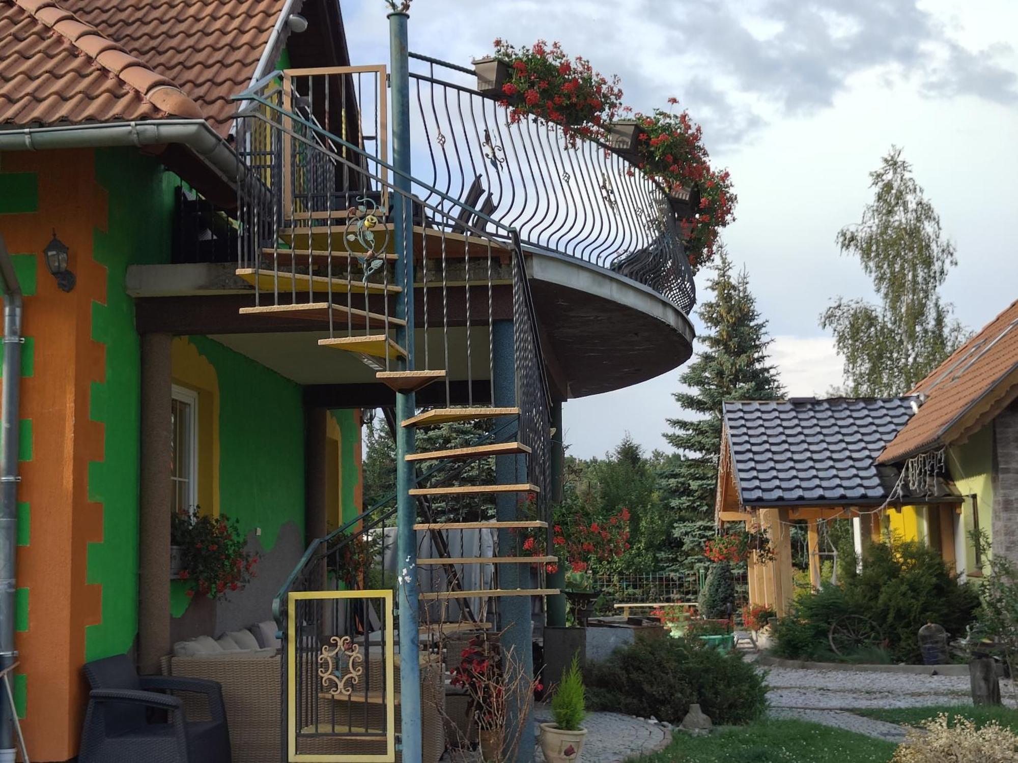 Willa Kolorowa Chata 6 Km Od Karpacza Mysłakowice Zimmer foto